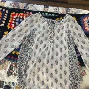 Maurices White & Black Tunic Top M